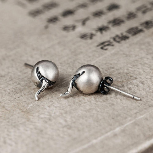 vintage zombie venom 925 sterling silver stud earring(single)